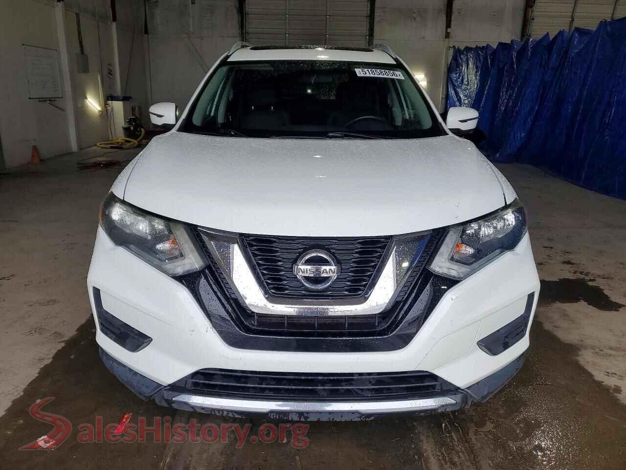 2017 NISSAN ROGUE VIN 5N1AT2MV0HC766636, rear view