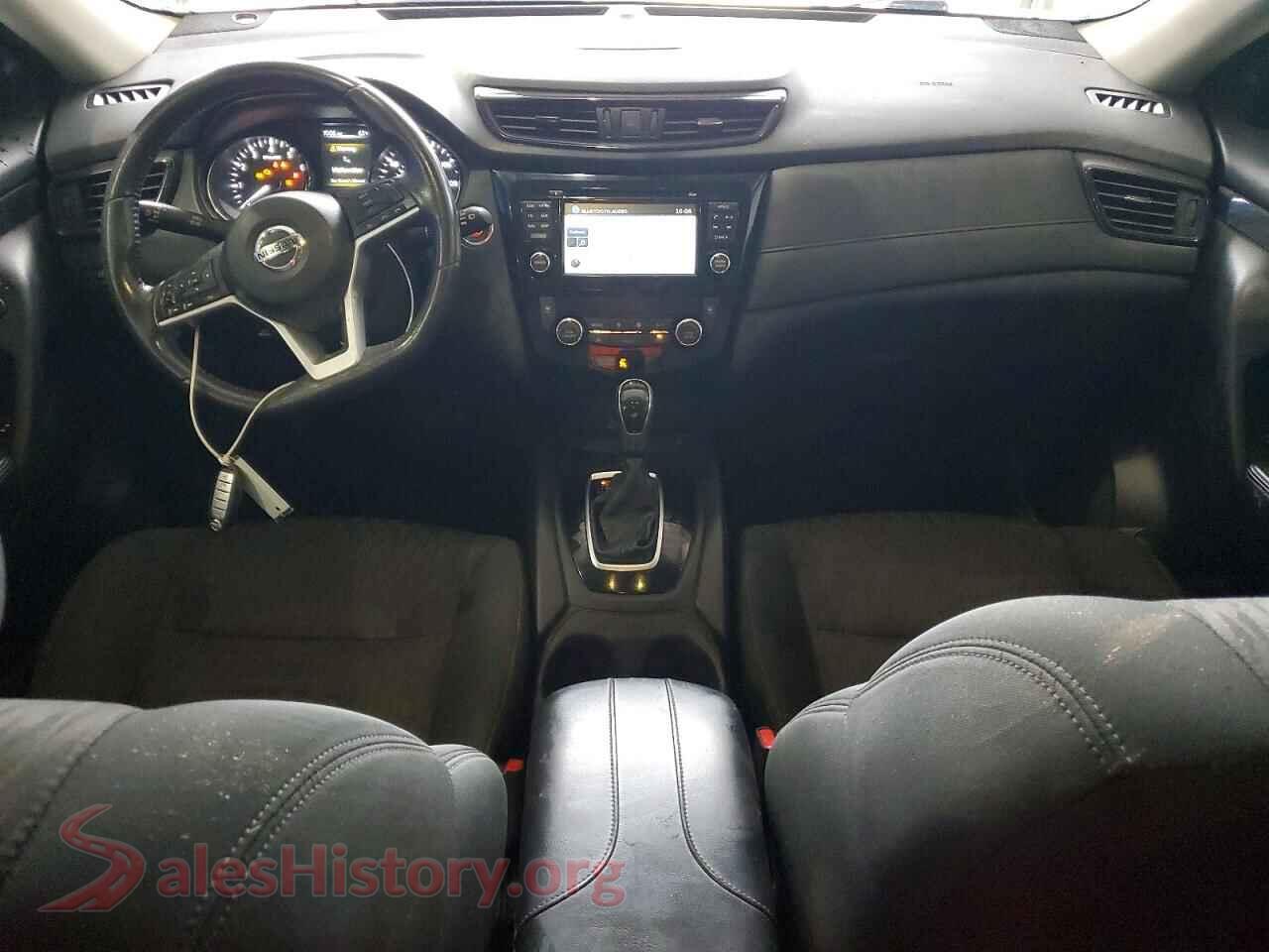 2017 NISSAN ROGUE VIN 5N1AT2MV0HC766636, interior dashboard