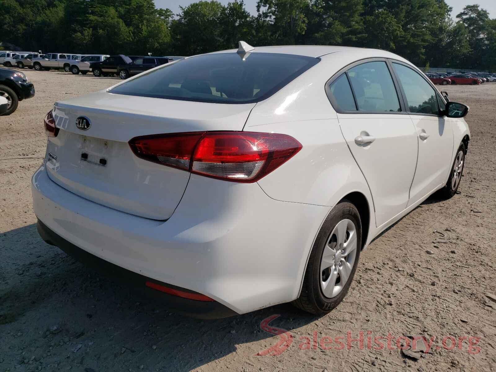 3KPFK4A72HE032815 2017 KIA FORTE