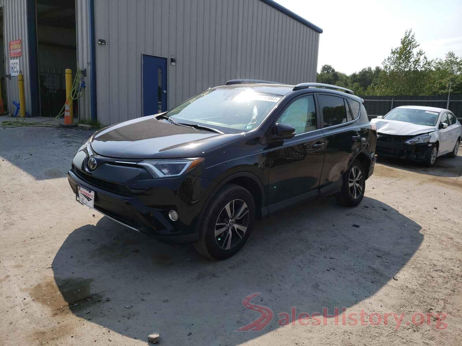 2T3RFREV3HW576932 2017 TOYOTA RAV4