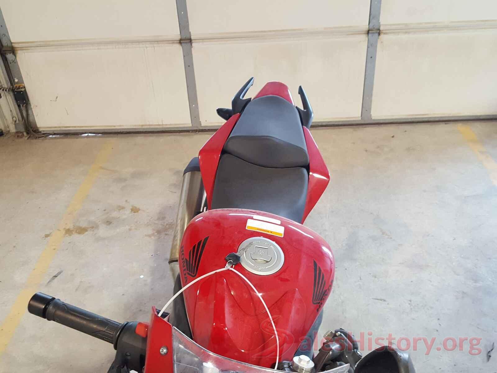 MLHNC5108J5400530 2018 HONDA CBR CYCLE