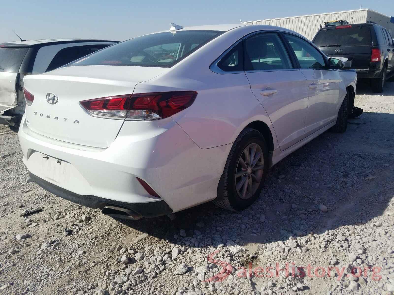 5NPE24AF2JH702061 2018 HYUNDAI SONATA