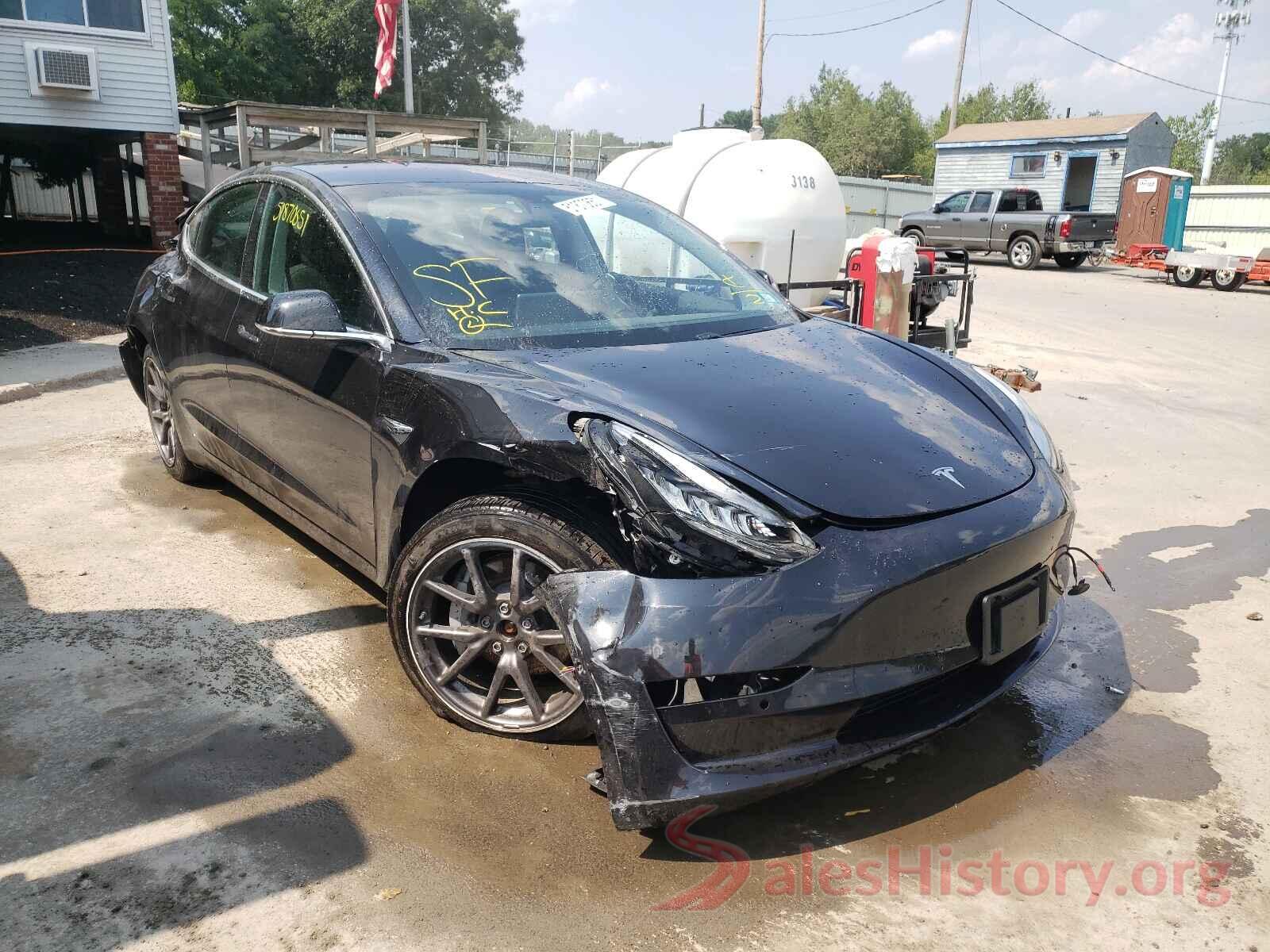 5YJ3E1EB7JF070824 2018 TESLA MODEL 3