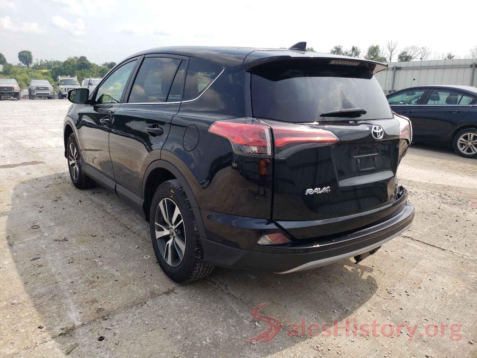 2T3RFREV7JW702263 2018 TOYOTA RAV4