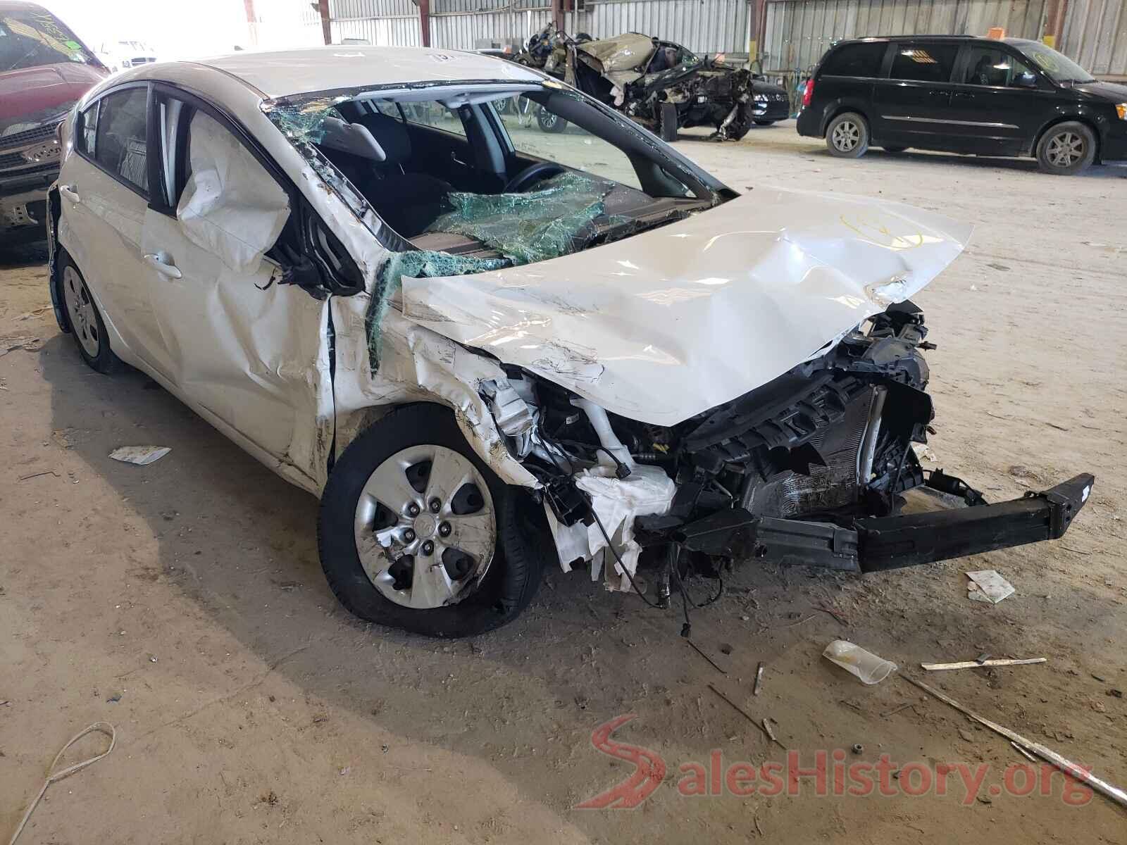 3KPFK4A79JE234184 2018 KIA FORTE