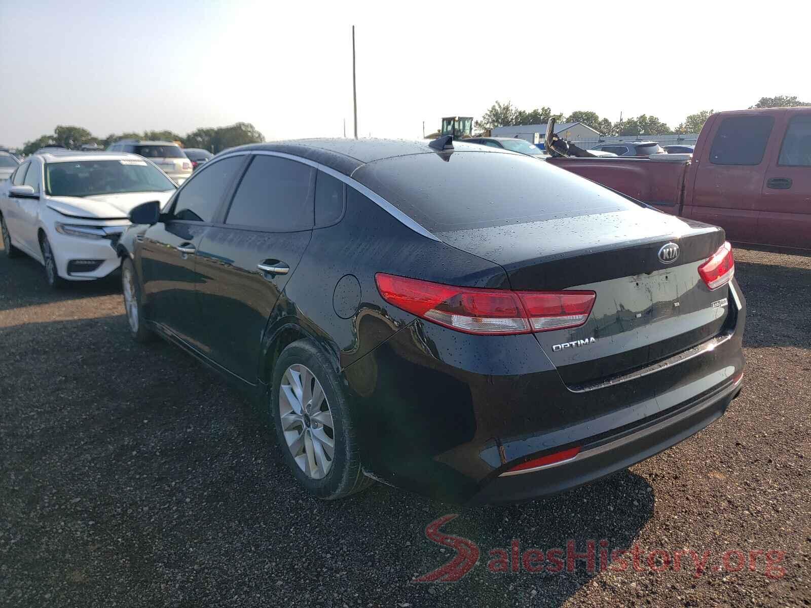 5XXGT4L33JG256068 2018 KIA OPTIMA