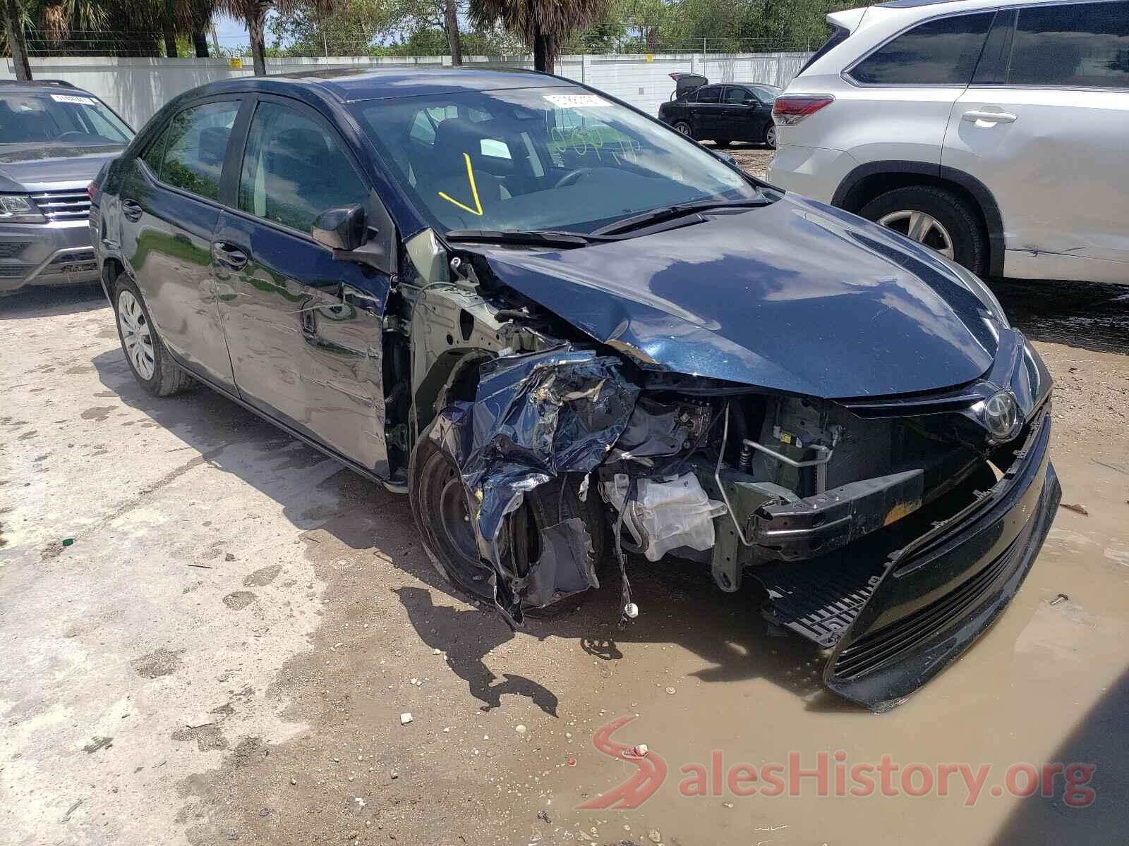 5YFBURHE6JP773810 2018 TOYOTA COROLLA