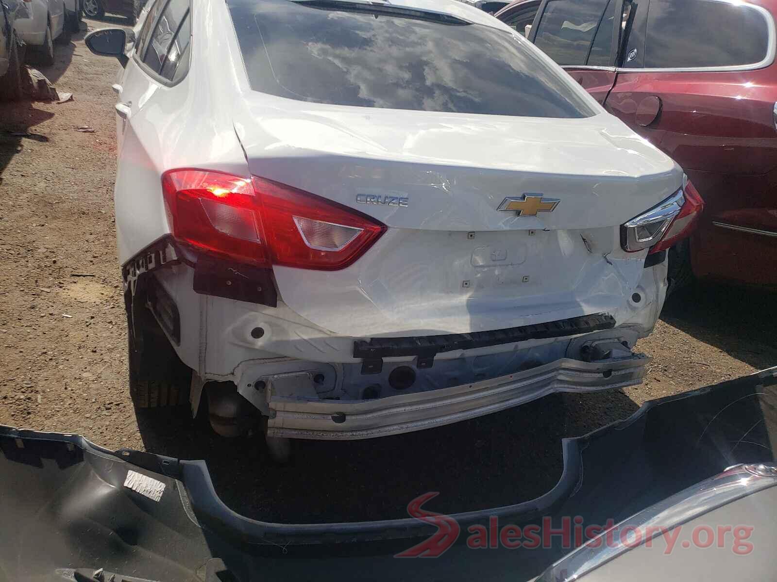 1G1BJ5SM2K7101806 2019 CHEVROLET CRUZE