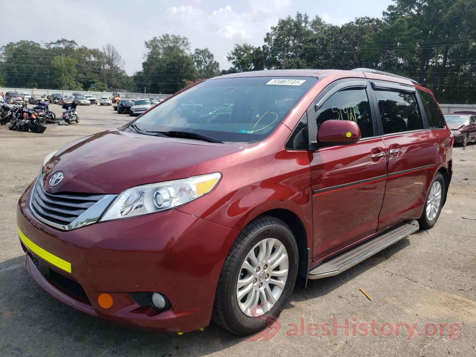 5TDYZ3DC3HS841320 2017 TOYOTA SIENNA