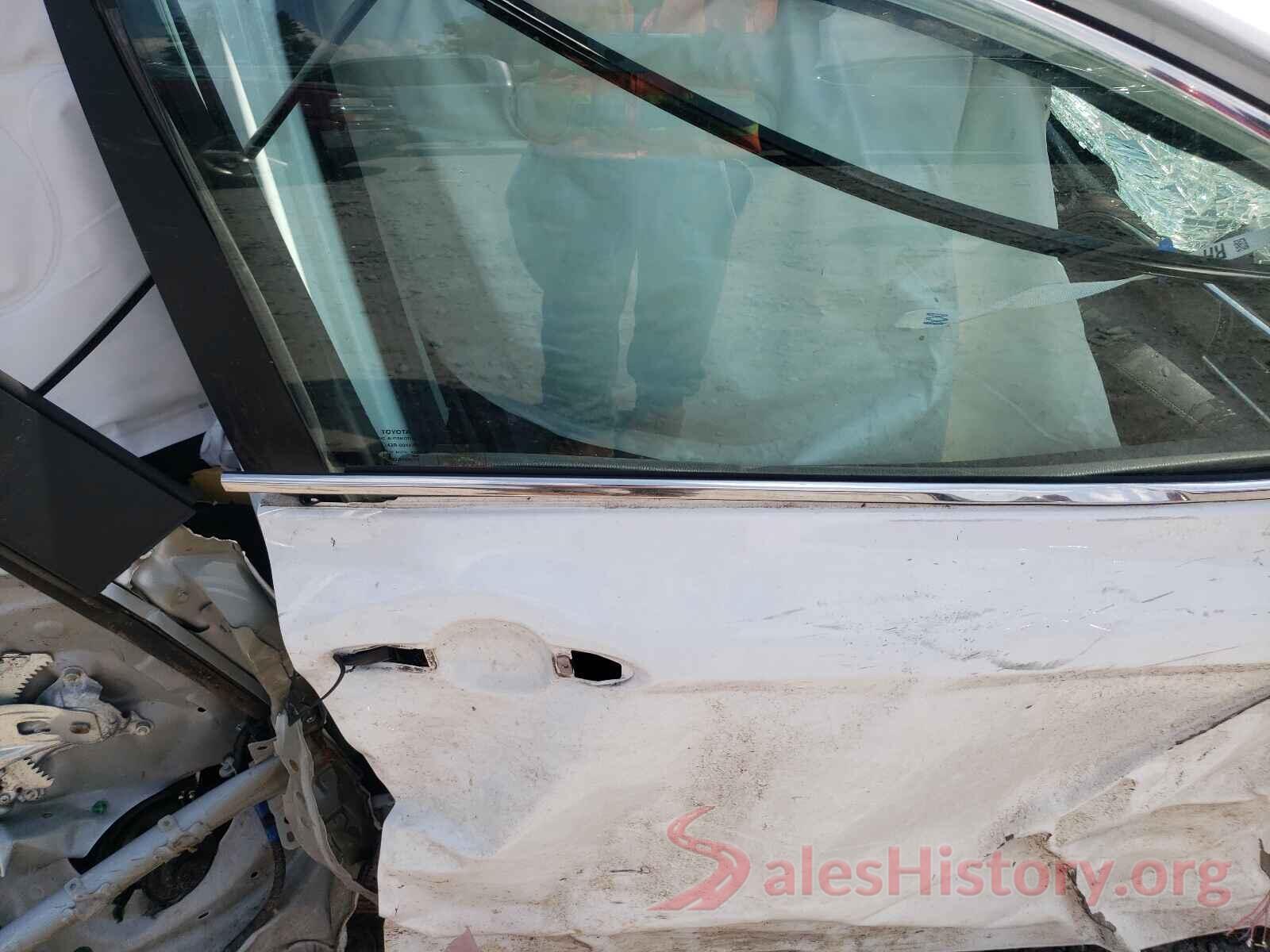 4T1B11HK1JU148407 2018 TOYOTA CAMRY