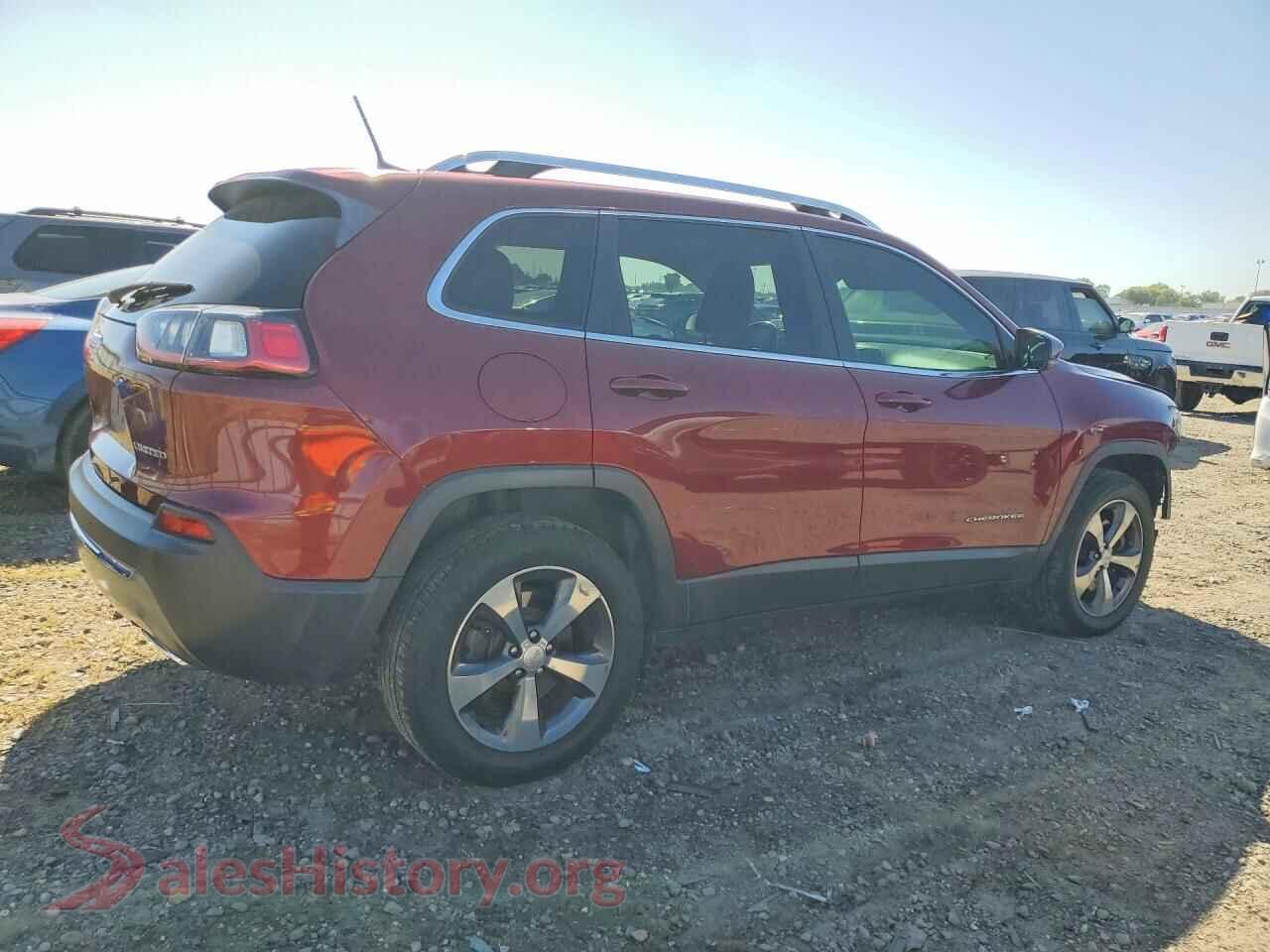 2019 JEEP CHEROKEE VIN 1C4PJMDX6KD303841, right side view