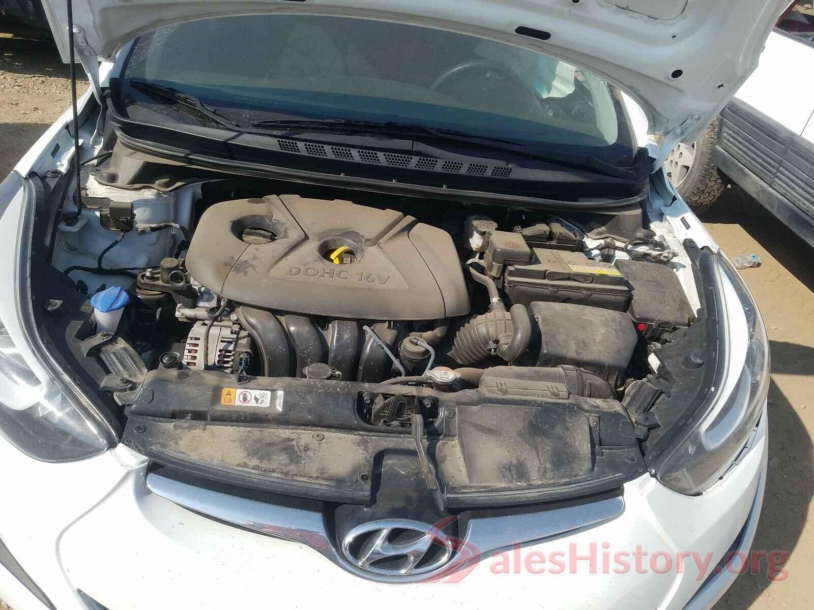 5NPDH4AE4GH728302 2016 HYUNDAI ELANTRA