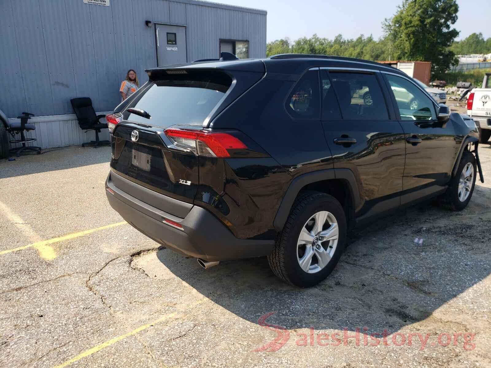 2T3W1RFV0MC097055 2021 TOYOTA RAV4