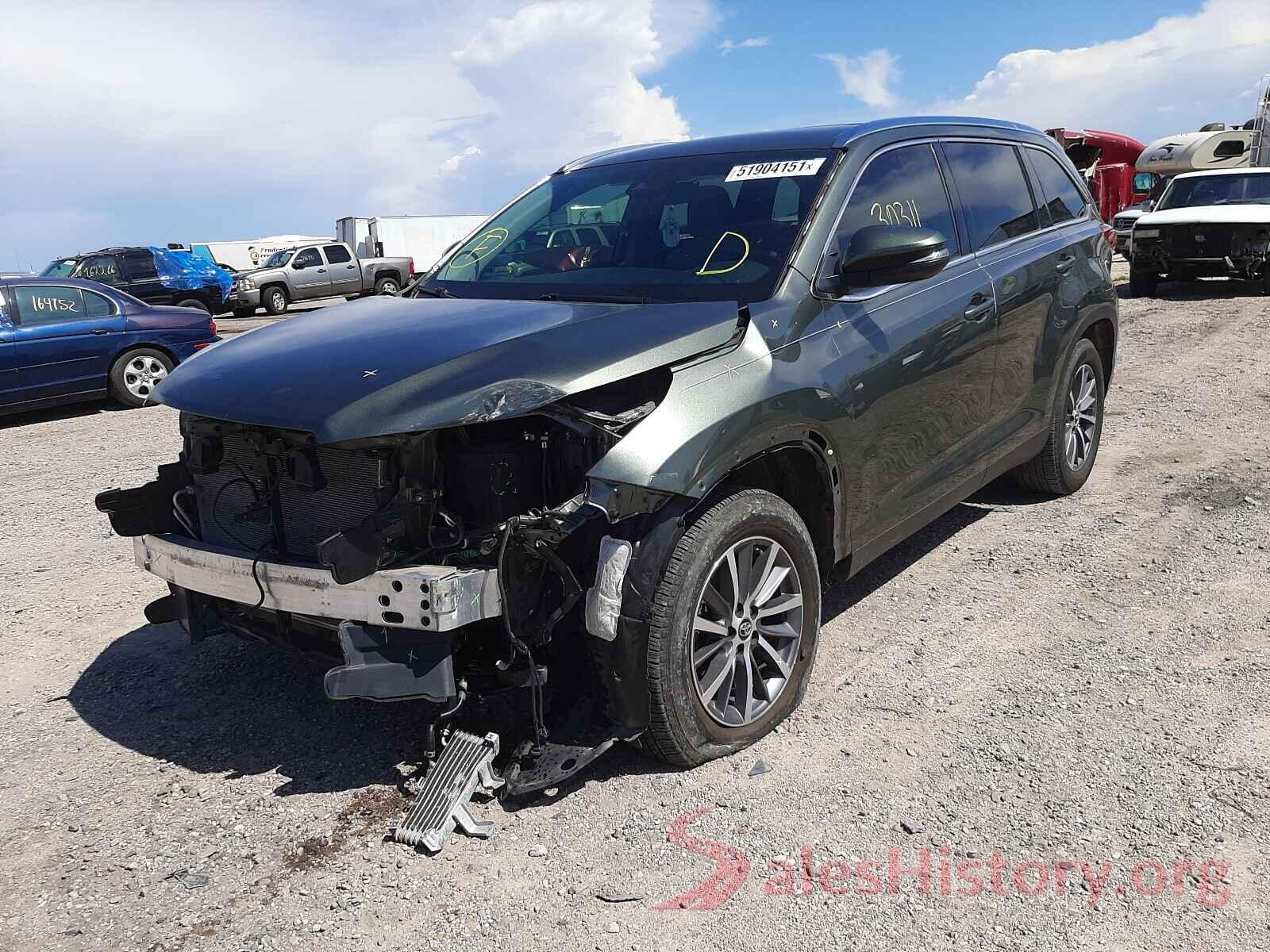 5TDKZRFH6KS307401 2019 TOYOTA HIGHLANDER