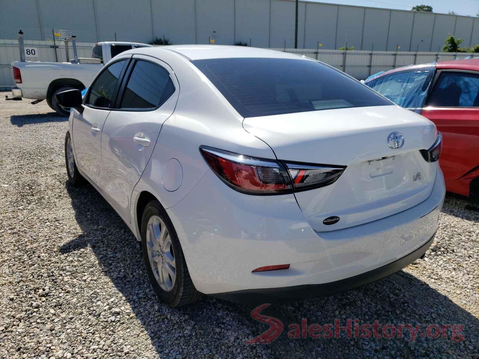 3MYDLBYV6HY171794 2017 TOYOTA YARIS