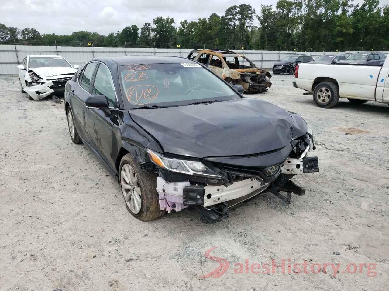 4T1B11HK7JU541585 2018 TOYOTA CAMRY