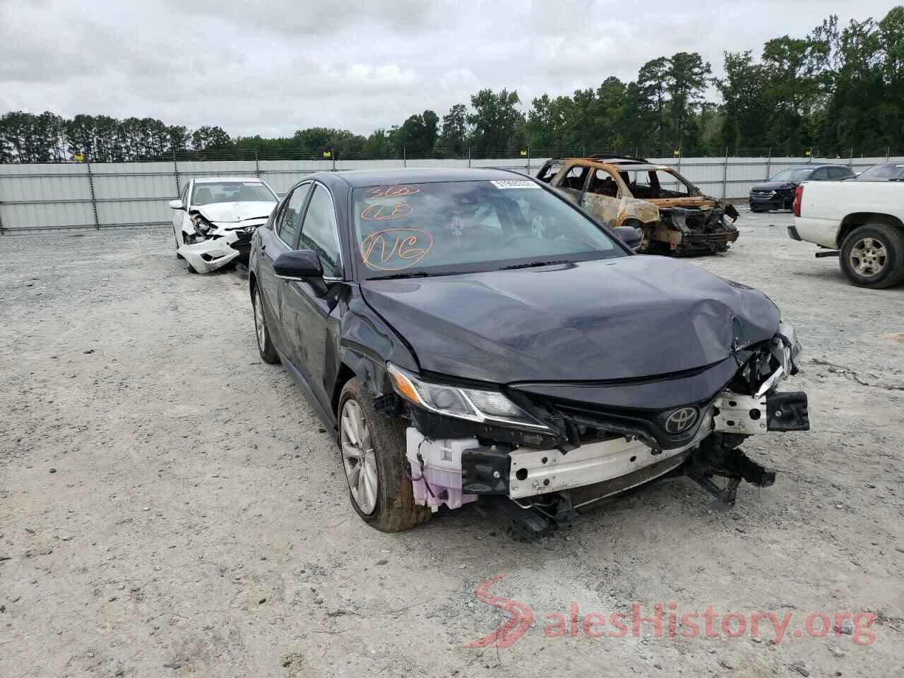 4T1B11HK7JU541585 2018 TOYOTA CAMRY