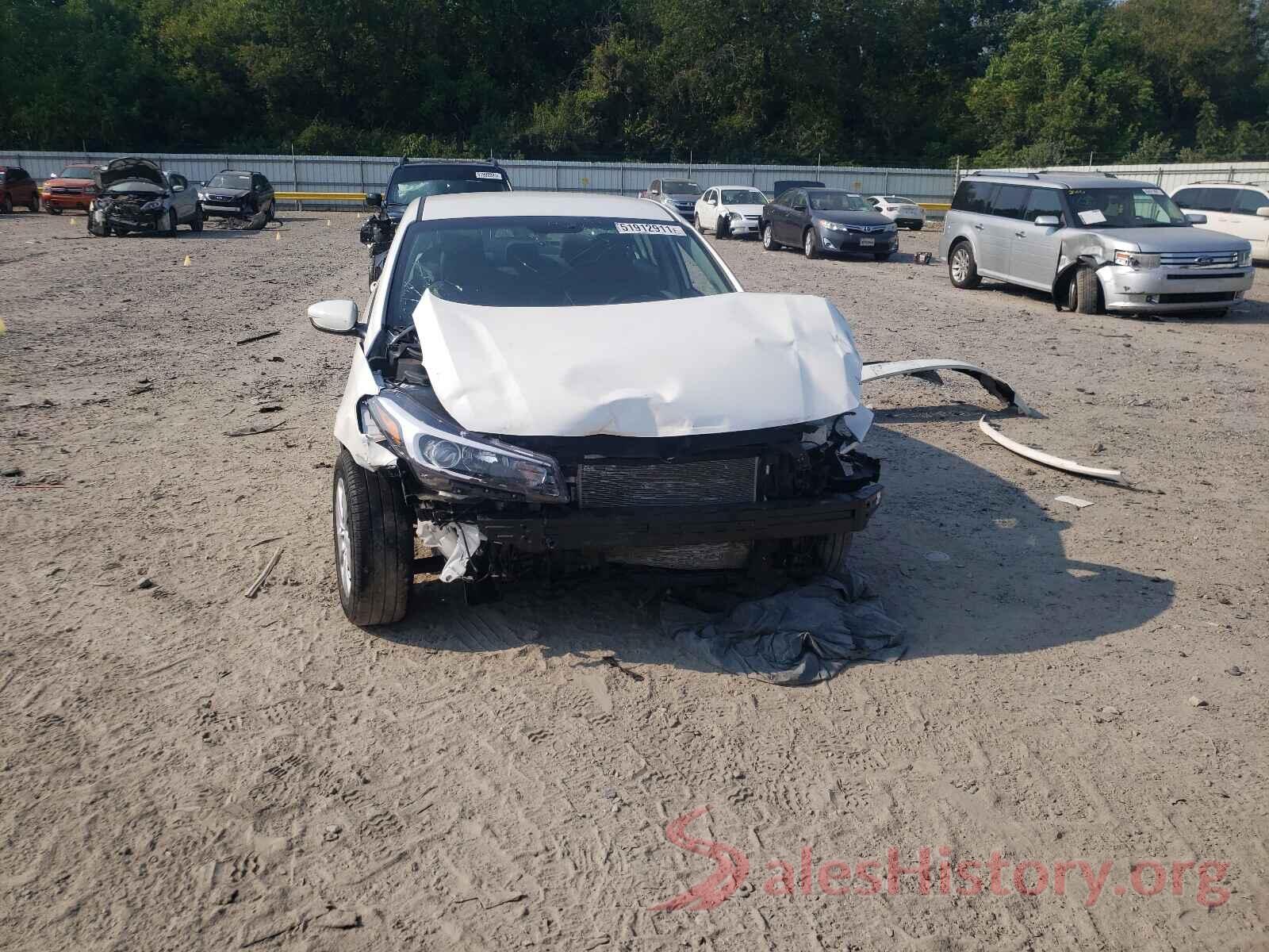 3KPFK4A7XJE228121 2018 KIA FORTE