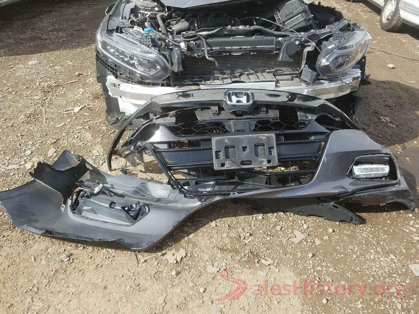 1HGCV1E38JA025510 2018 HONDA ACCORD