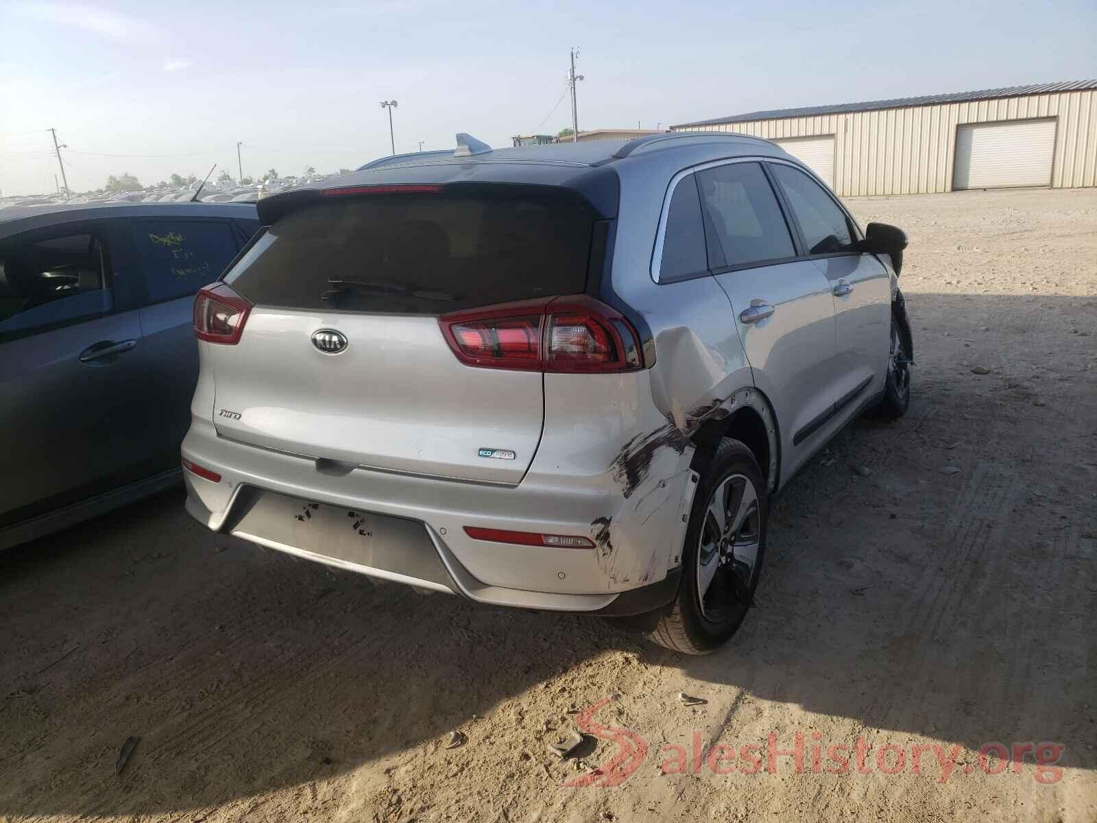 KNDCE3LCXJ5123203 2018 KIA NIRO