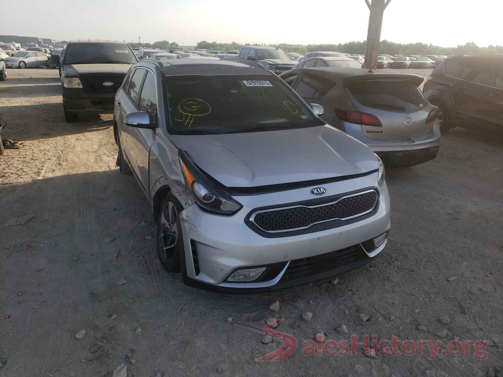 KNDCE3LCXJ5123203 2018 KIA NIRO