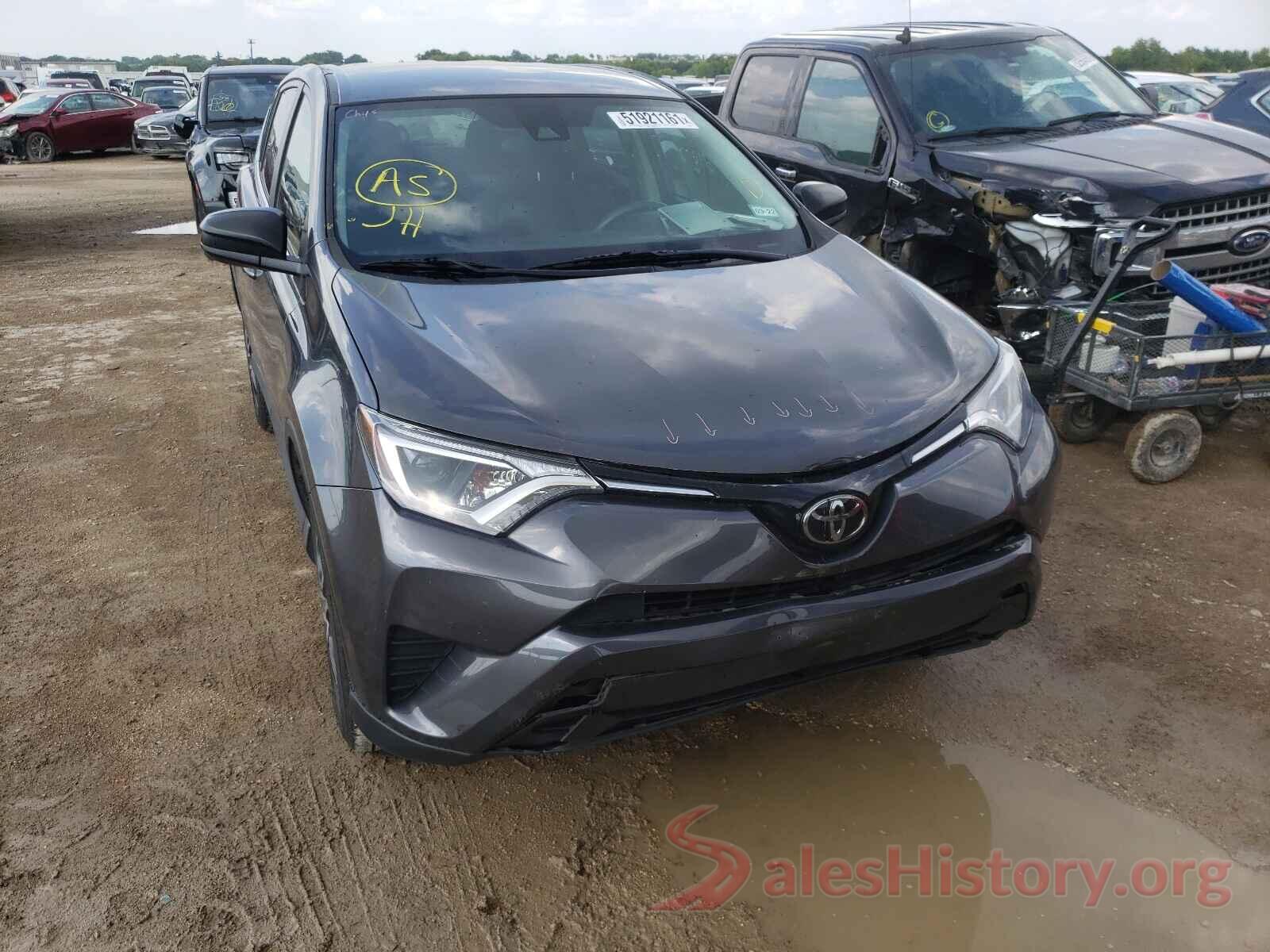 2T3BFREV9JW827637 2018 TOYOTA RAV4