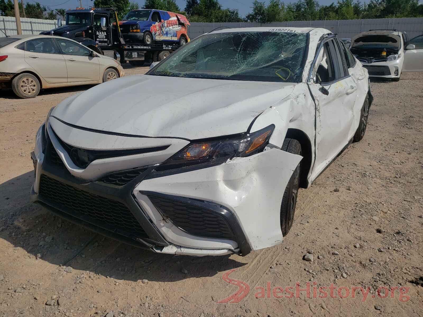 4T1G11AK5MU569051 2021 TOYOTA CAMRY