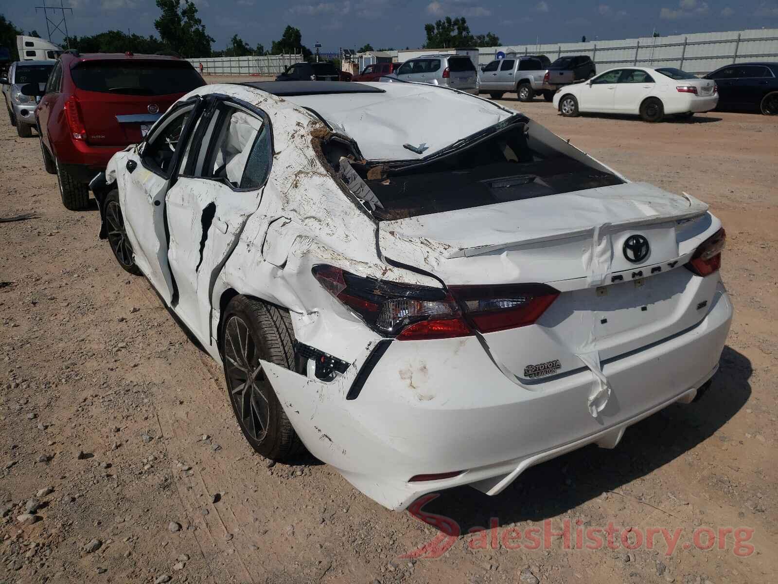 4T1G11AK5MU569051 2021 TOYOTA CAMRY