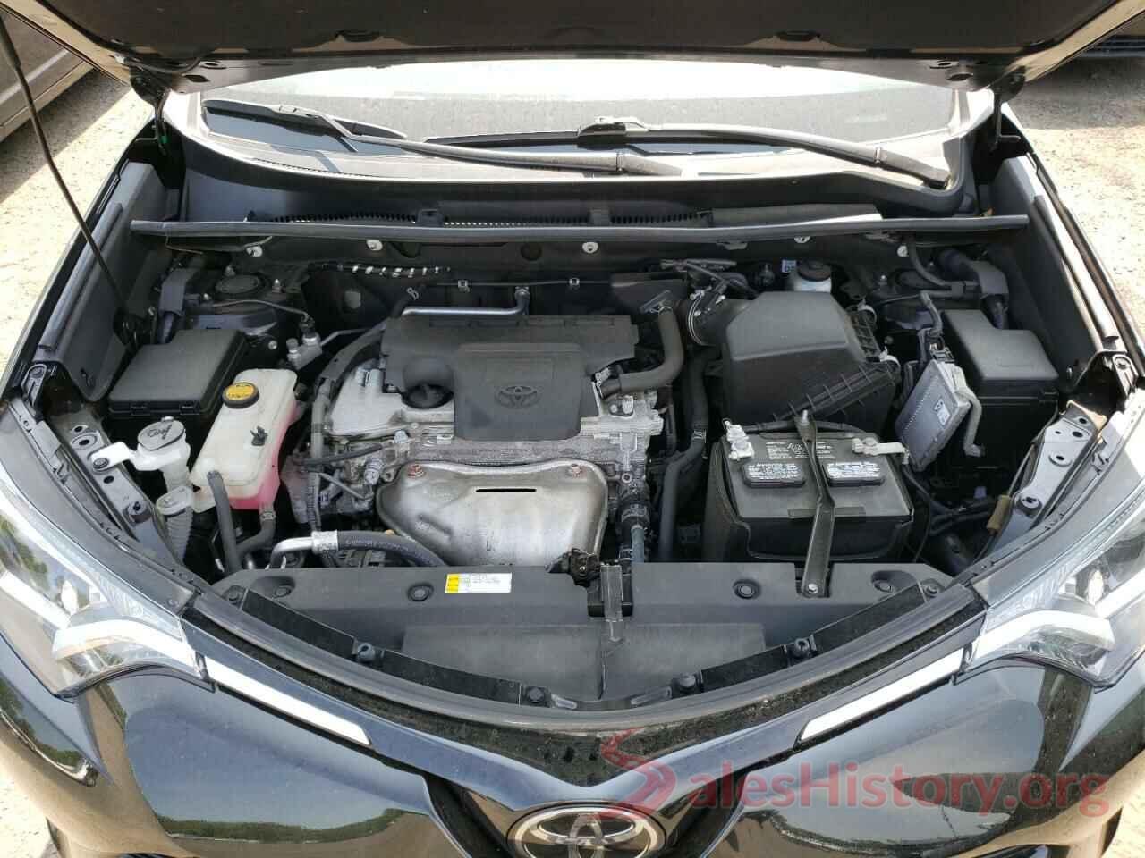 2T3RFREV6JW821938 2018 TOYOTA RAV4