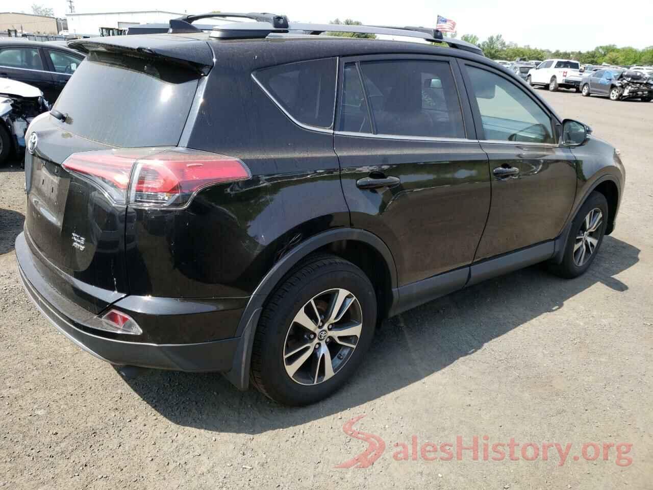 2T3RFREV6JW821938 2018 TOYOTA RAV4