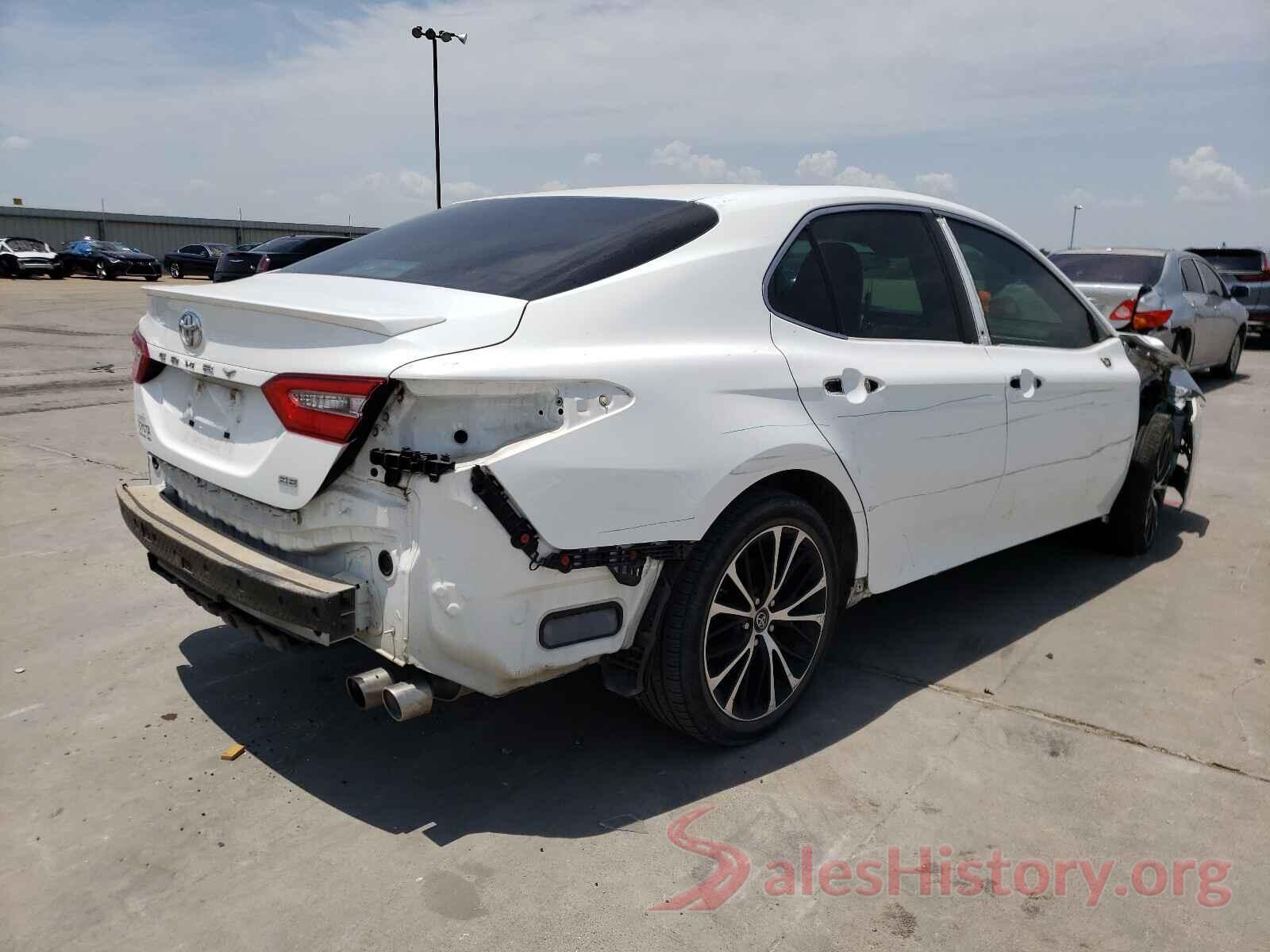 4T1B11HK6JU130596 2018 TOYOTA CAMRY