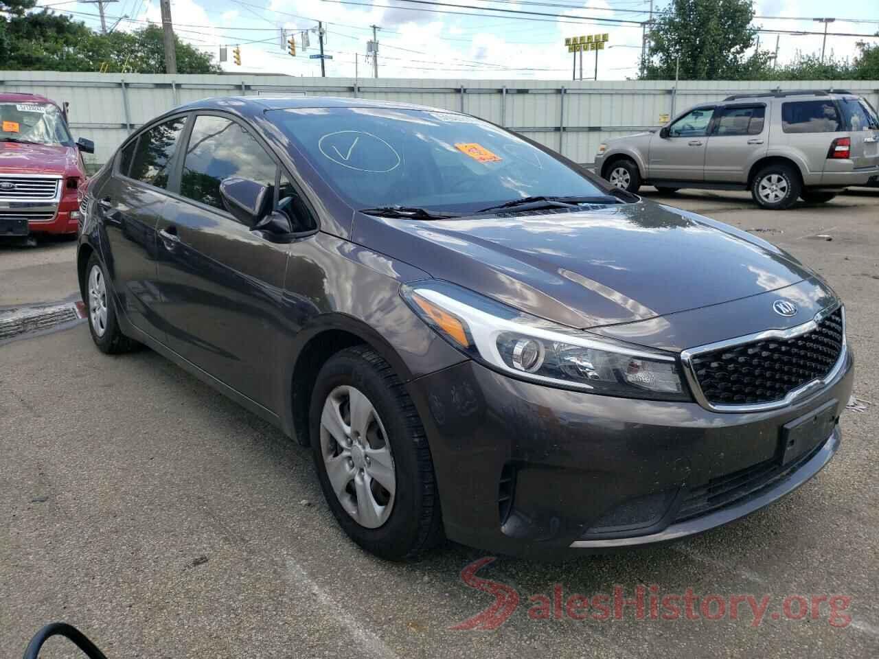 3KPFK4A73HE018339 2017 KIA FORTE