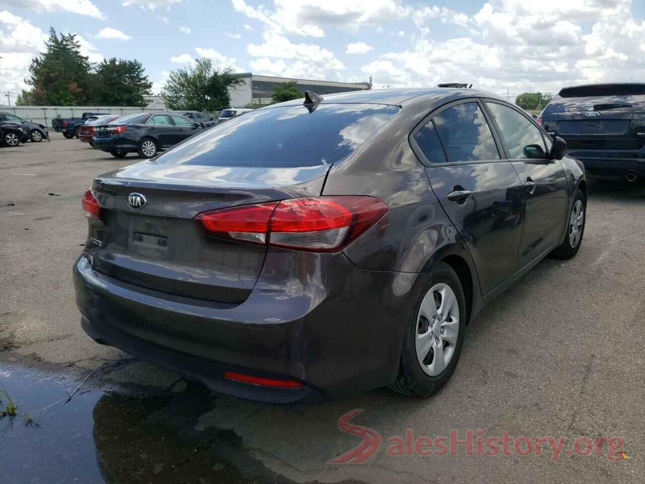 3KPFK4A73HE018339 2017 KIA FORTE