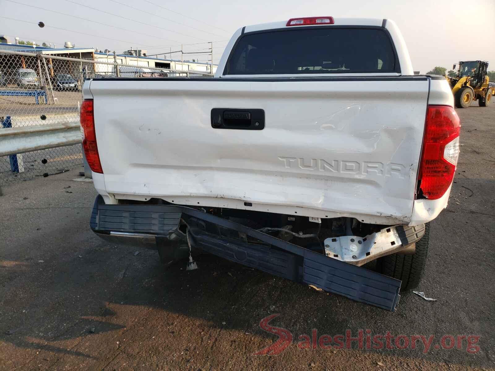 5TFDY5F12JX737717 2018 TOYOTA TUNDRA