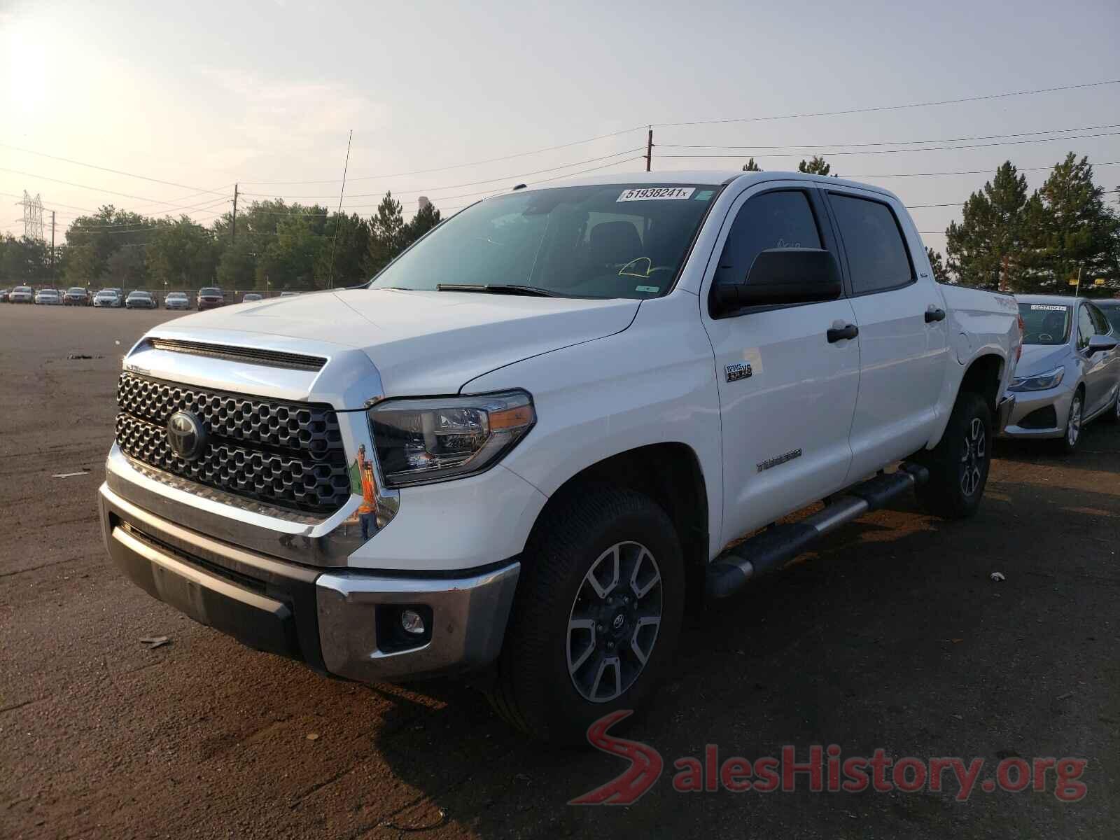 5TFDY5F12JX737717 2018 TOYOTA TUNDRA