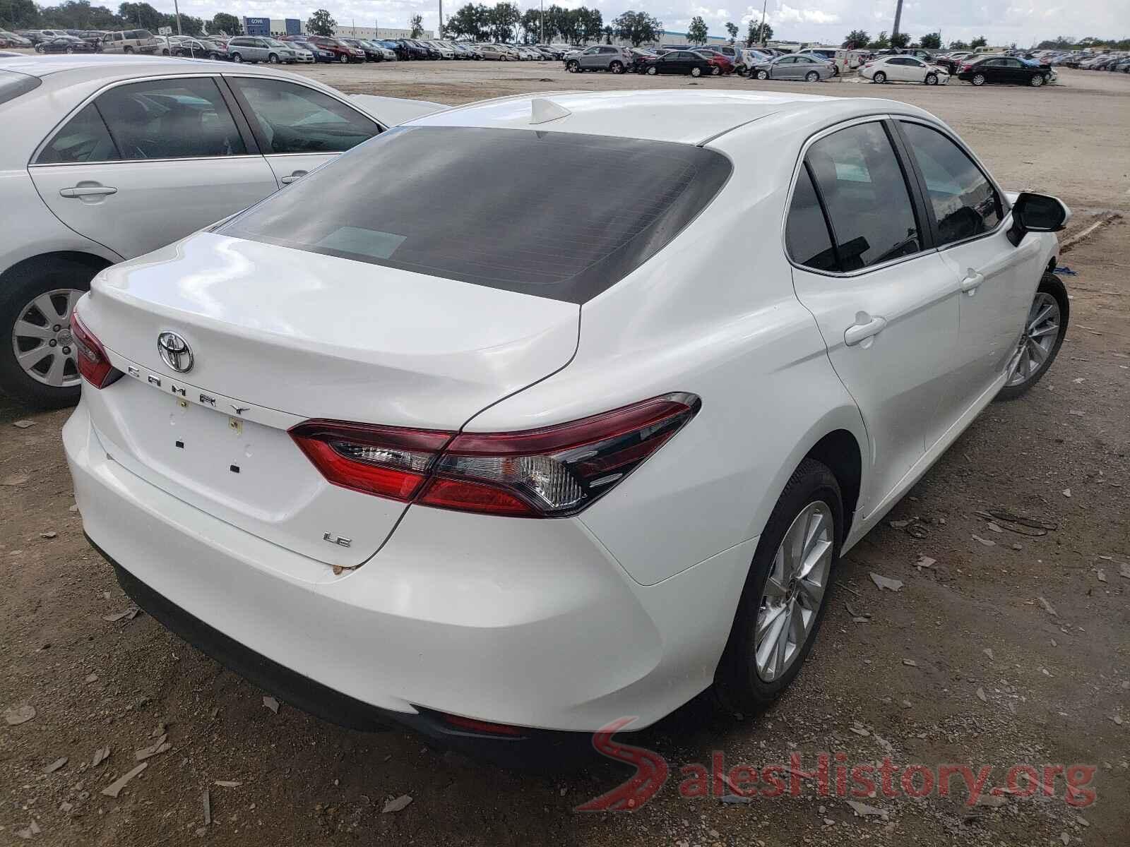 4T1C11AK7MU563394 2021 TOYOTA CAMRY