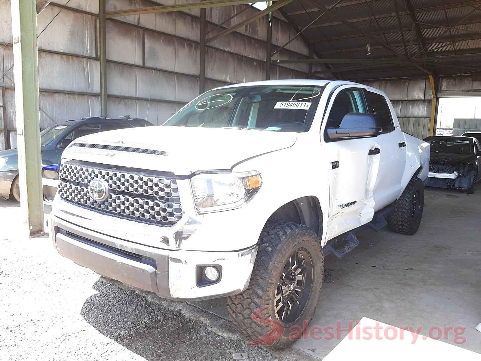 5TFDY5F13JX736818 2018 TOYOTA TUNDRA