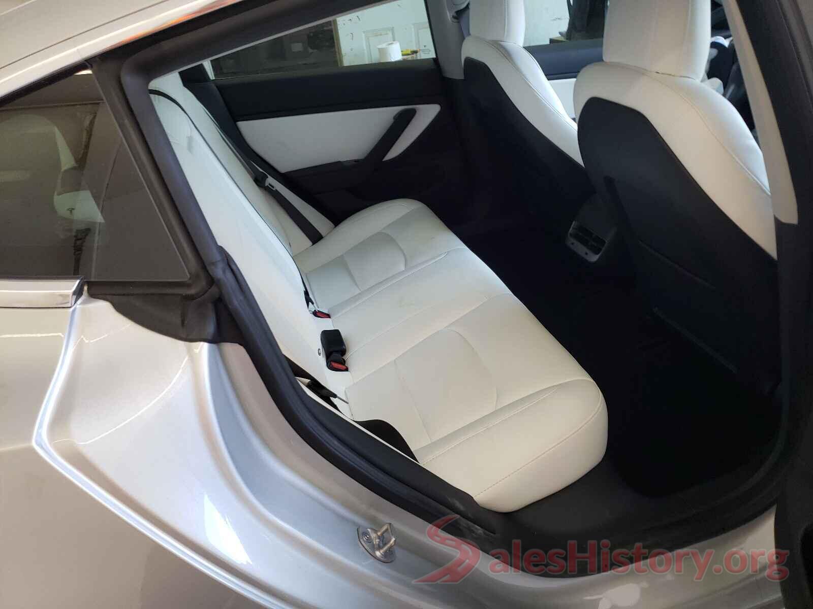 5YJ3E1EB5JF100533 2018 TESLA MODEL 3