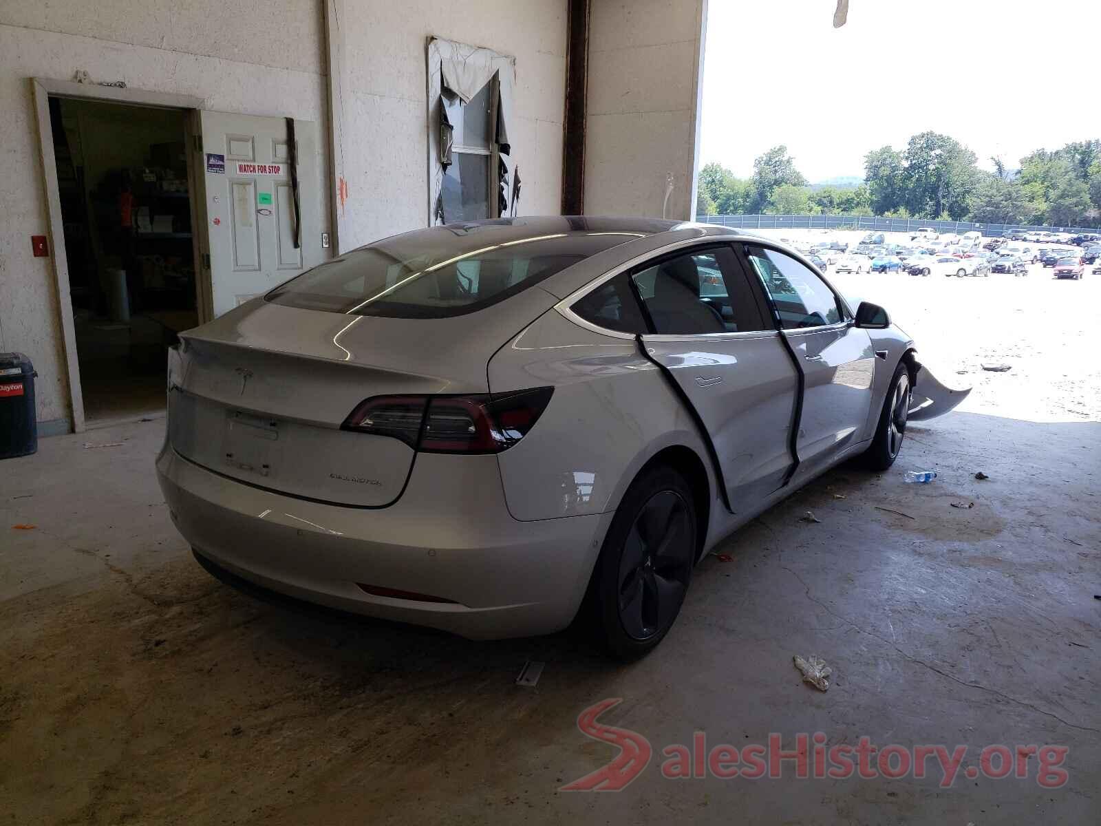 5YJ3E1EB5JF100533 2018 TESLA MODEL 3