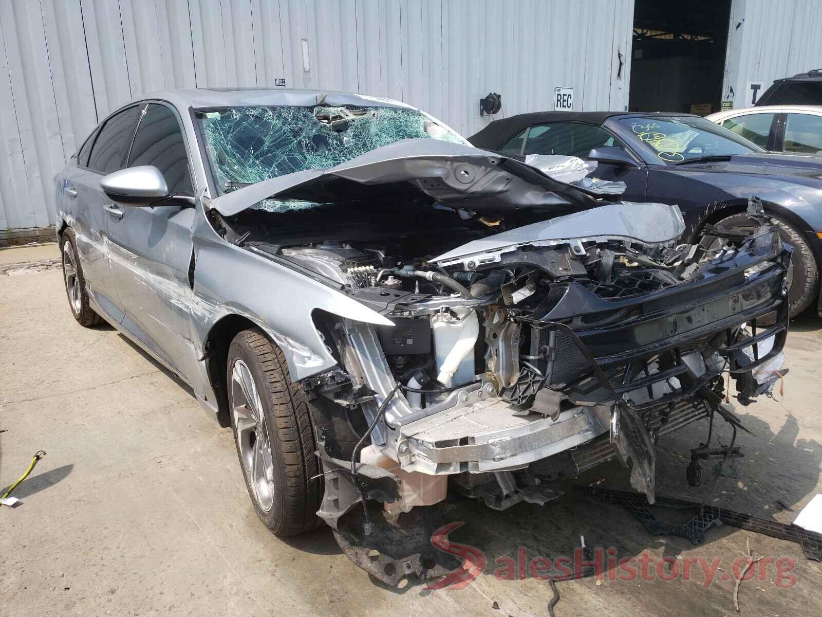 1HGCV1F54JA117522 2018 HONDA ACCORD