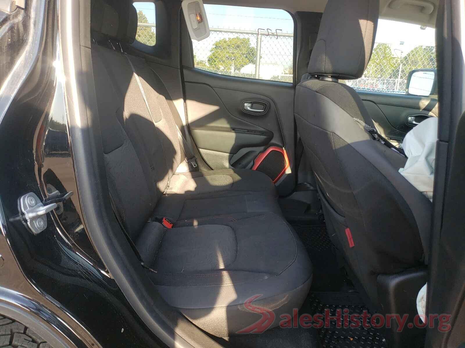 ZACCJBCB4JPG76921 2018 JEEP RENEGADE