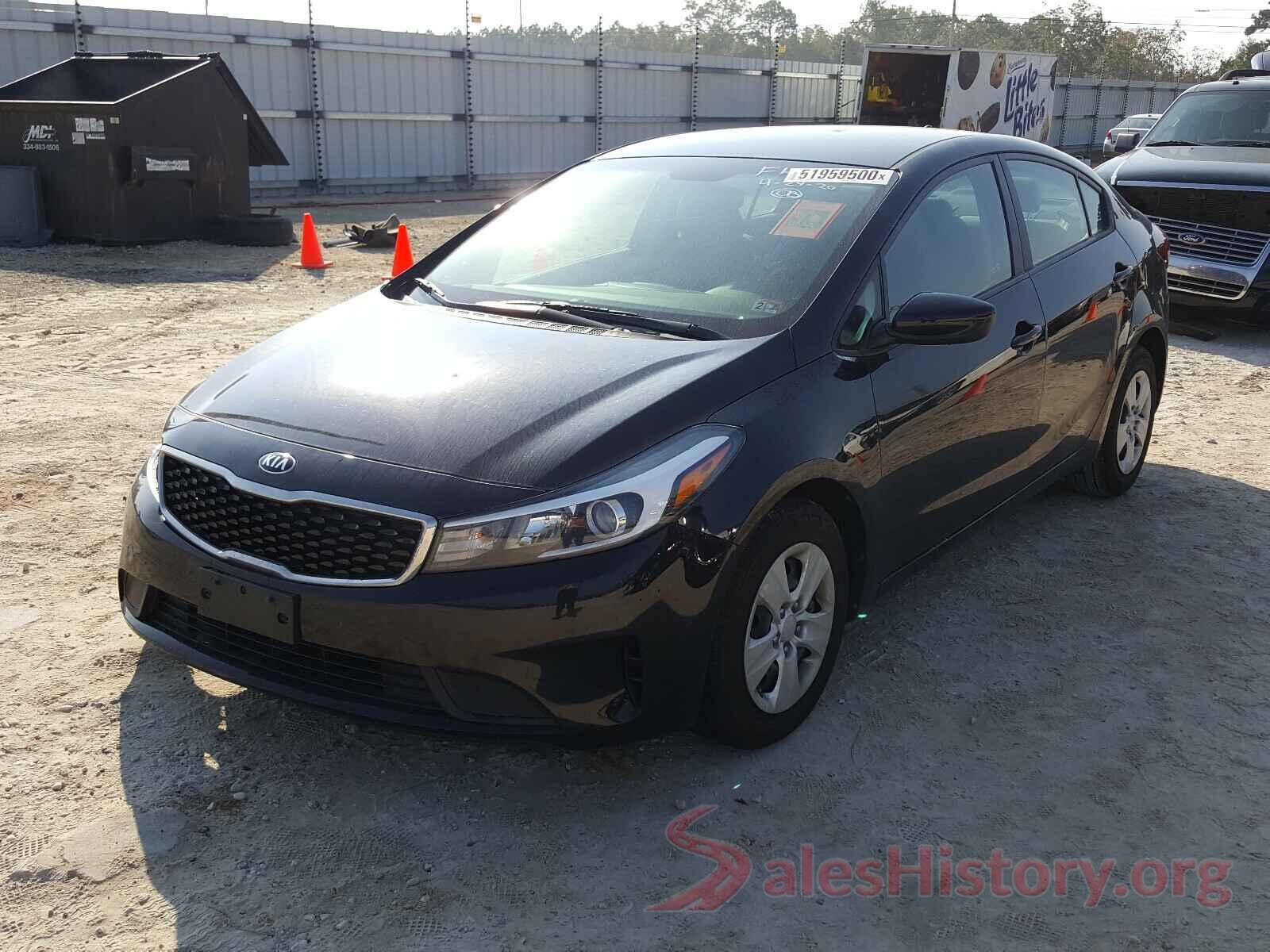 3KPFL4A73JE213098 2018 KIA FORTE