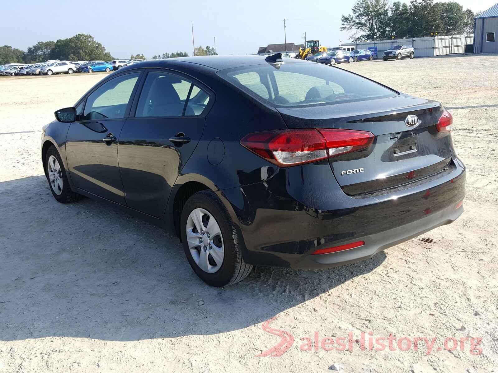 3KPFL4A73JE213098 2018 KIA FORTE