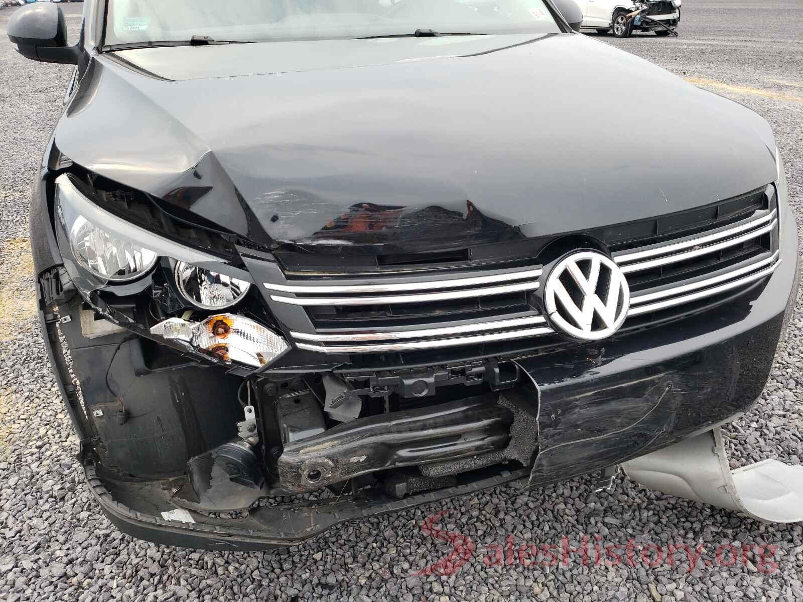 WVGAV7AX4HK051328 2017 VOLKSWAGEN TIGUAN