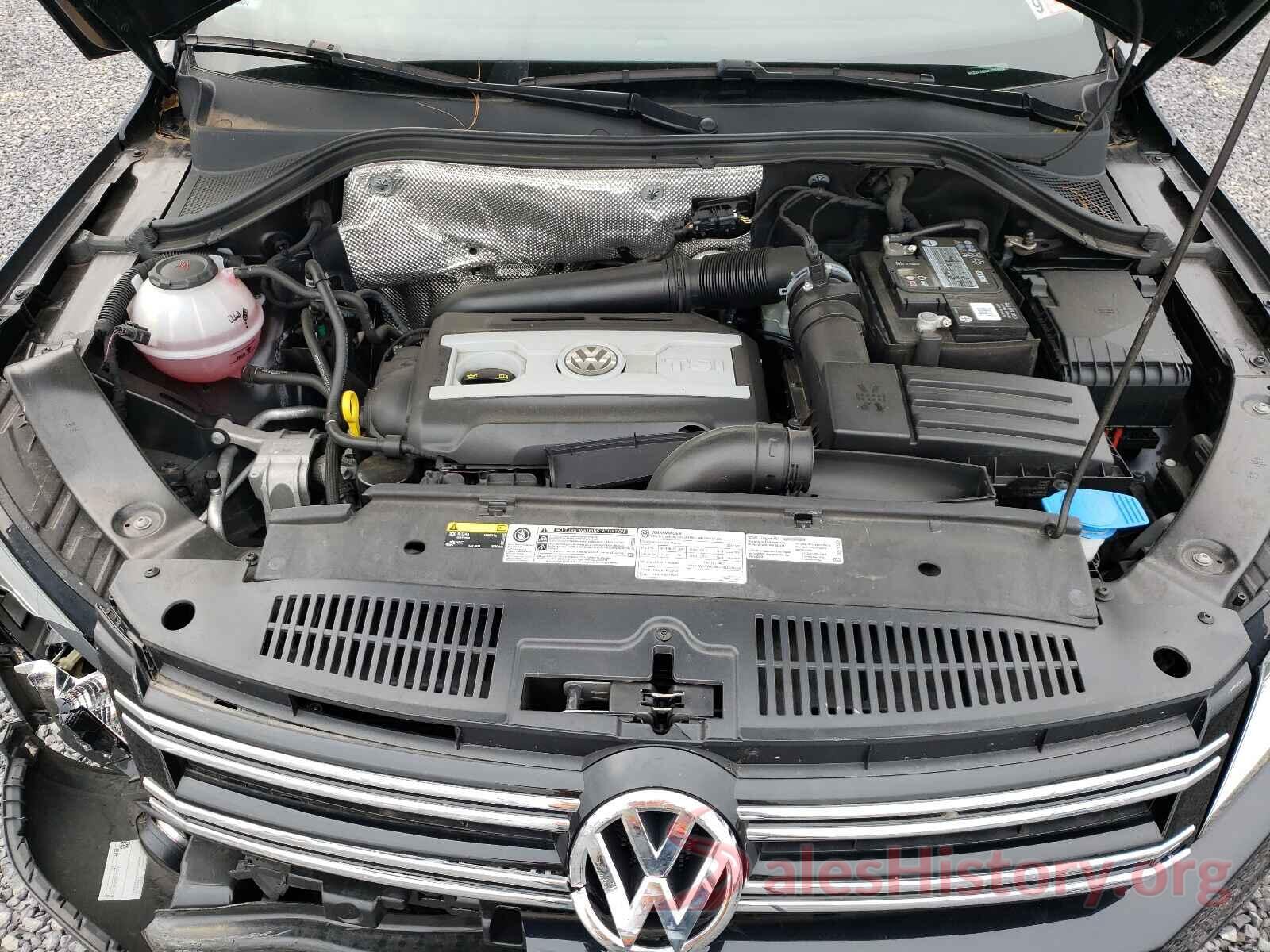 WVGAV7AX4HK051328 2017 VOLKSWAGEN TIGUAN