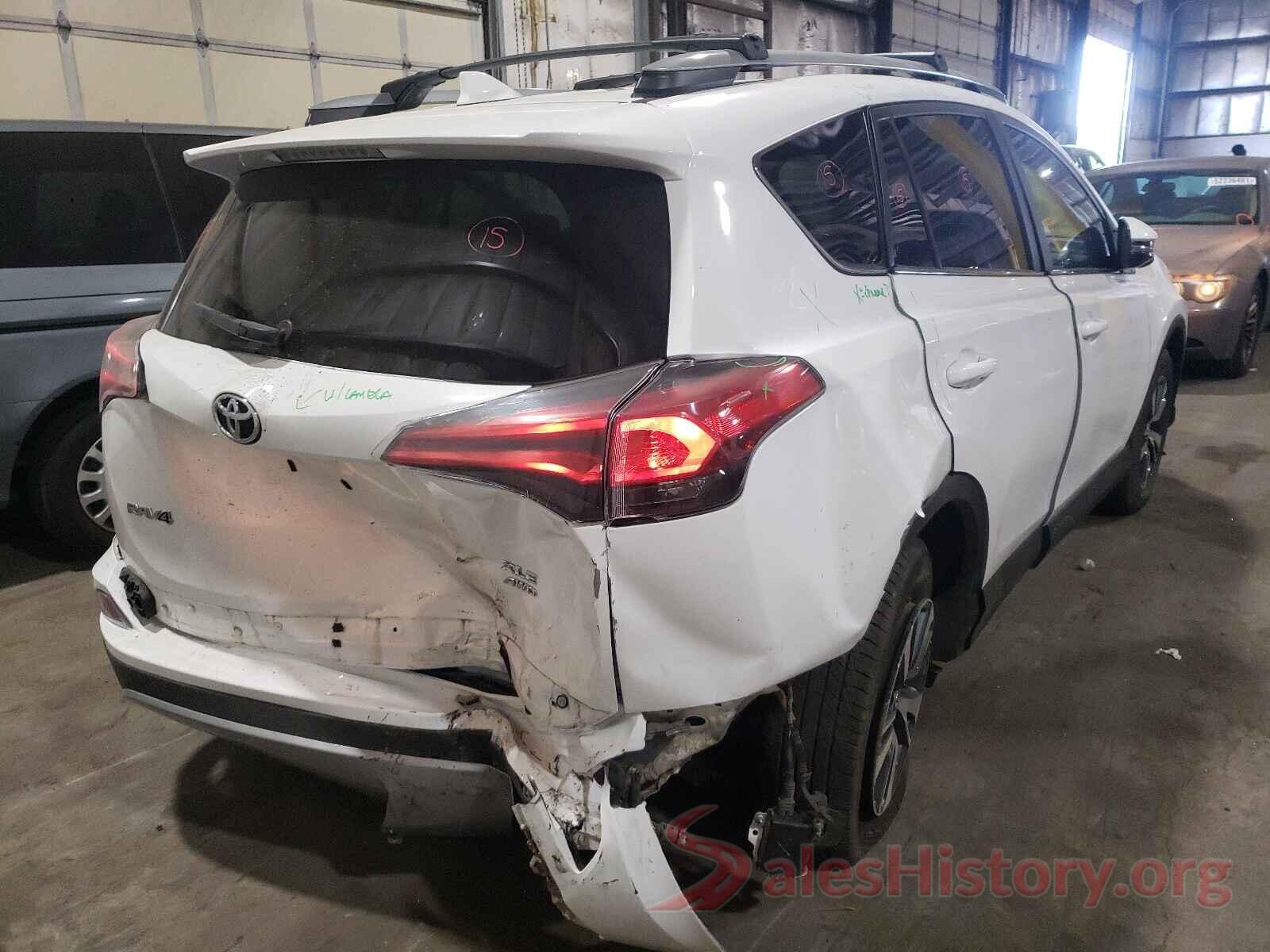 2T3RFREV9JW811405 2018 TOYOTA RAV4