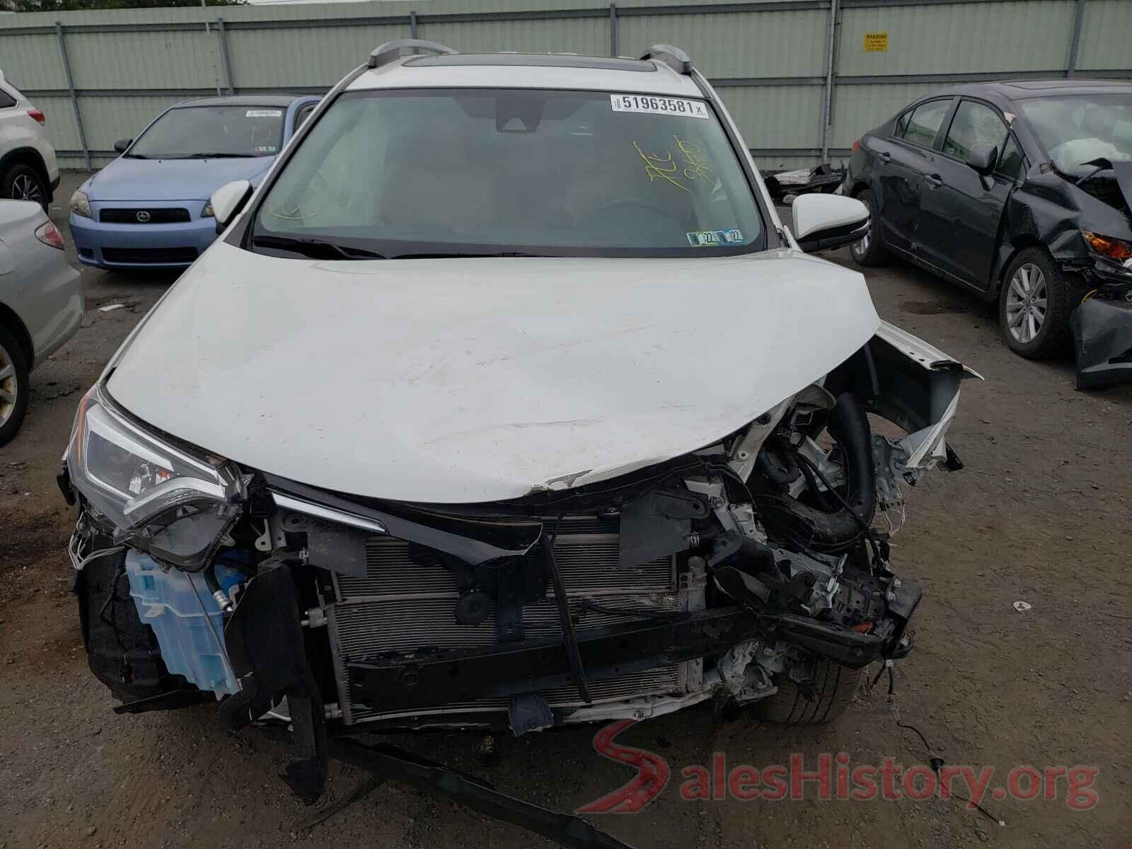 JTMDJREVXHD109559 2017 TOYOTA RAV4