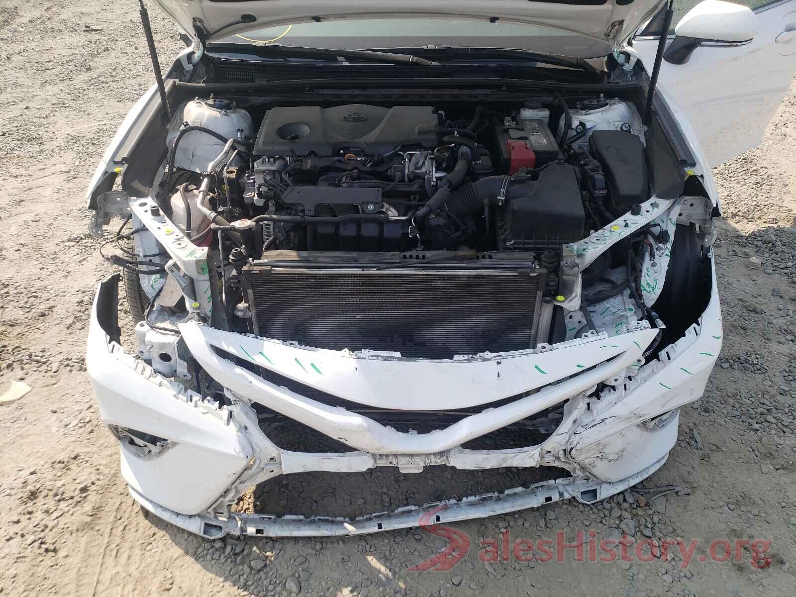 4T1B11HK4JU661814 2018 TOYOTA CAMRY