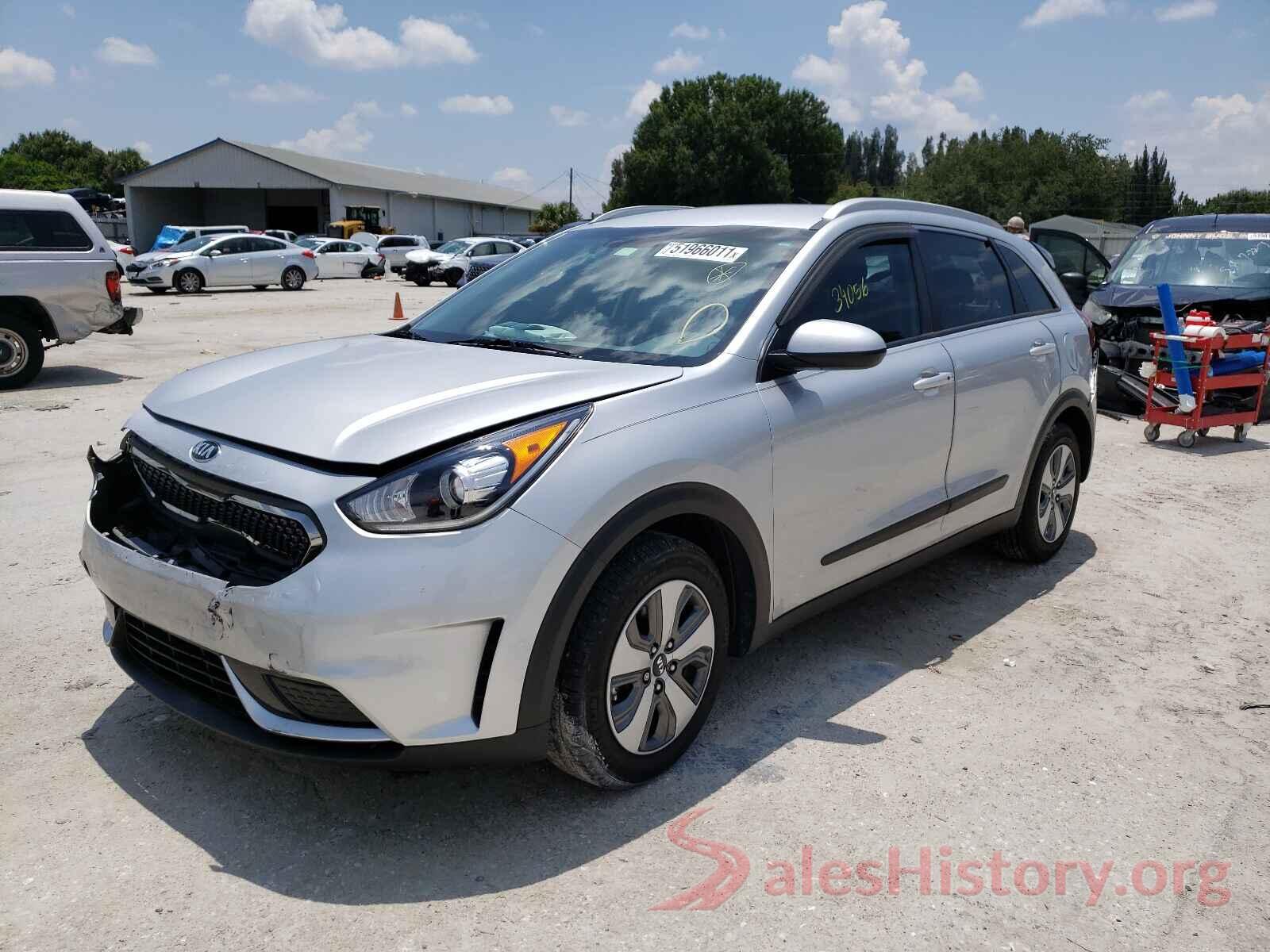 KNDCB3LC1K5256426 2019 KIA NIRO