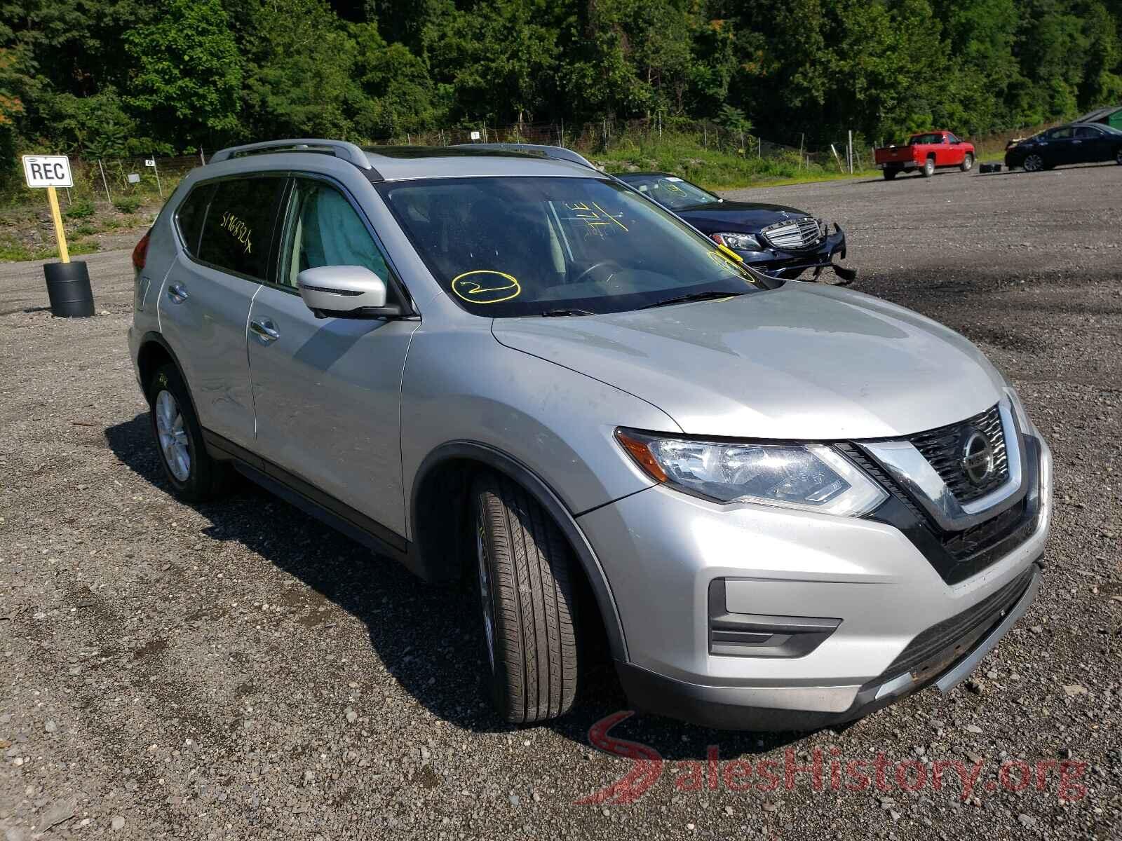 JN8AT2MV0JW300895 2018 NISSAN ROGUE